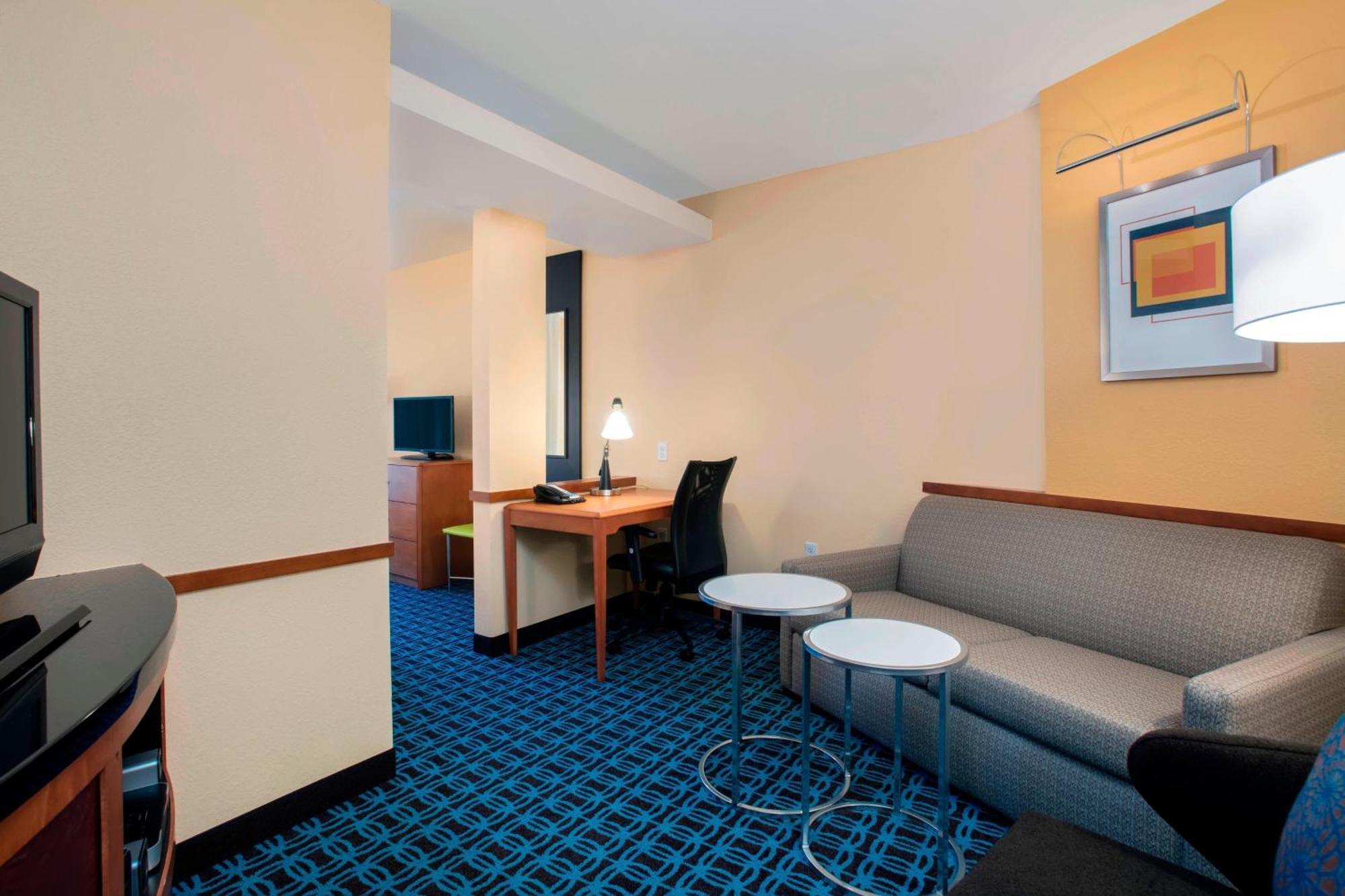 Fairfield Inn And Suites By Marriott Lakeland Plant City Exterior foto